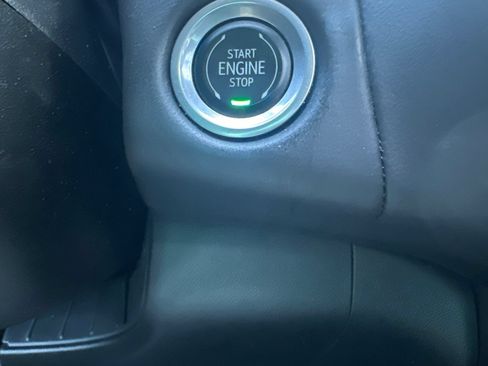 Used 2023 Chevrolet Suburban RST AWD/4WD image 44