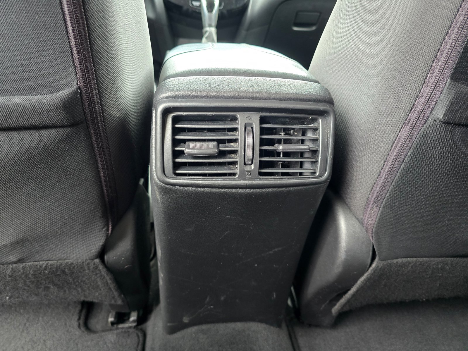 Used 2019 Nissan Rogue S w/ Special Edition Package FWD image 25