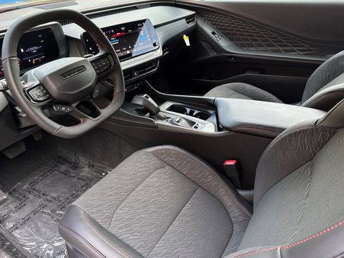 New 2025 Dodge Charger R/T w/ Quick Order Package 25M R/T image 9