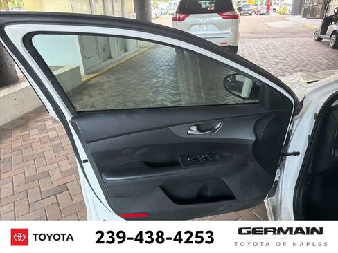 Used 2020 Kia Forte LXS image 16