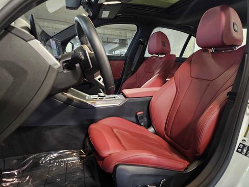 Used 2025 BMW 330i xDrive Sedan w/ M Sport Package AWD/4WD image 33