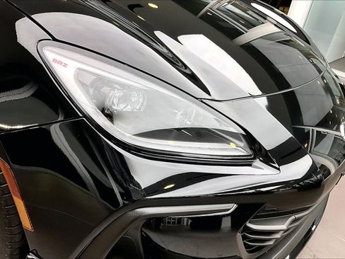 Used 2025 Subaru BRZ tS image 25