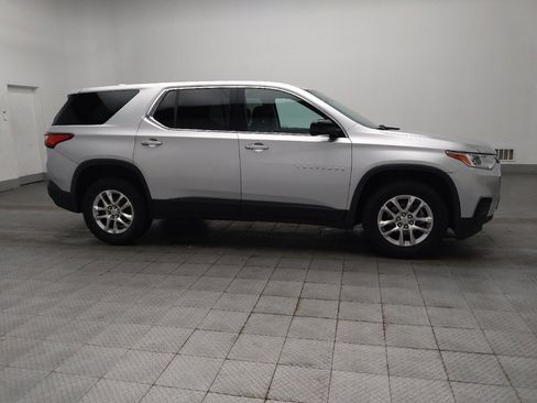Used 2019 Chevrolet Traverse LS FWD image 11