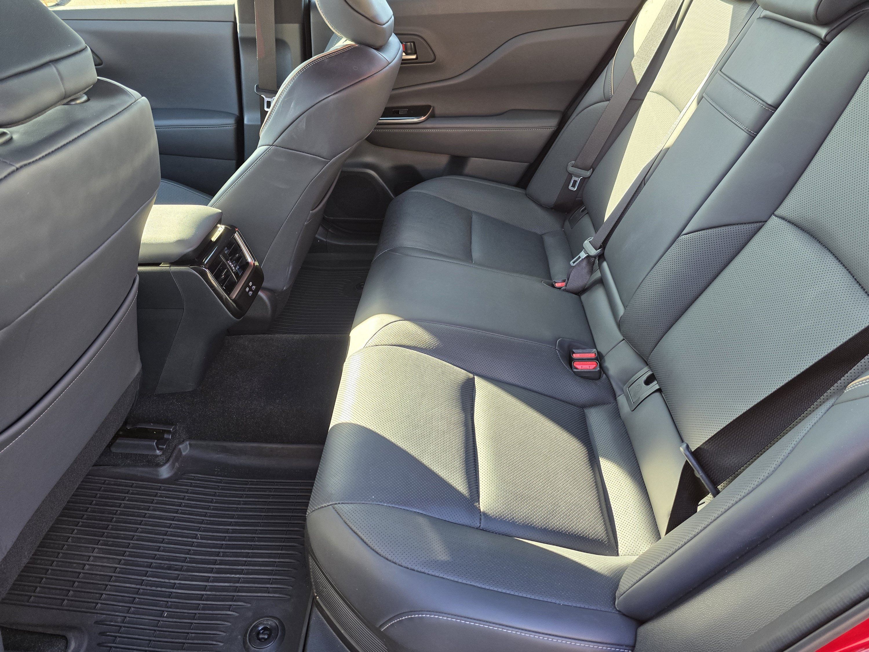 Certified 2026 Toyota Crown AWD/4WD image 27