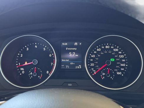 Used 2019 Volkswagen Tiguan SE AWD/4WD image 21
