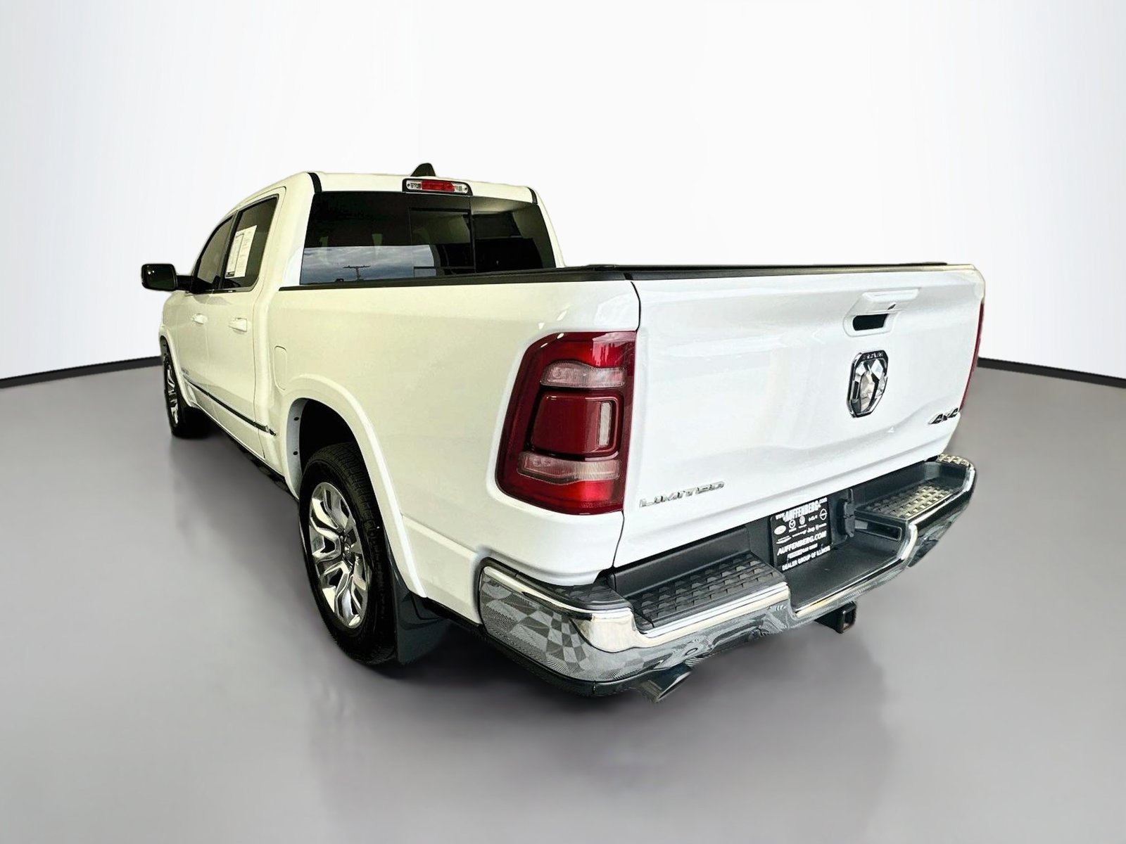 Used 2023 RAM 1500 Limited AWD/4WD image 5