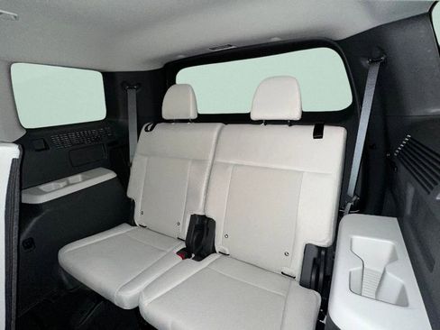 New 2026 Hyundai Santa Fe SE image 24