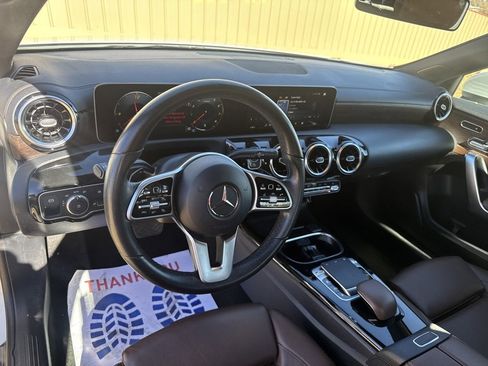 Used 2019 Mercedes-Benz A 220 4MATIC image 13