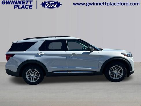 New 2025 Ford Explorer Active image 27