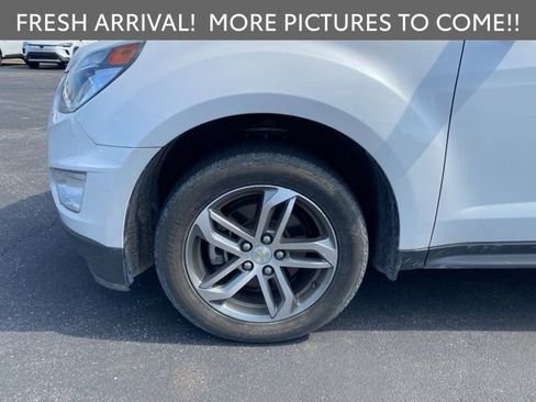 Used 2017 Chevrolet Equinox Premier w/ Enhanced Convenience Package FWD image 8