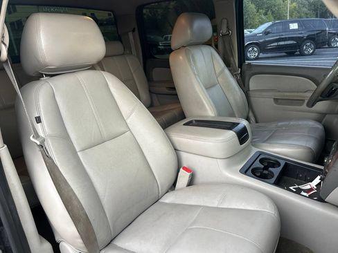 Used 2013 Chevrolet Silverado 1500 LTZ w/ LTZ Plus Package AWD/4WD image 32