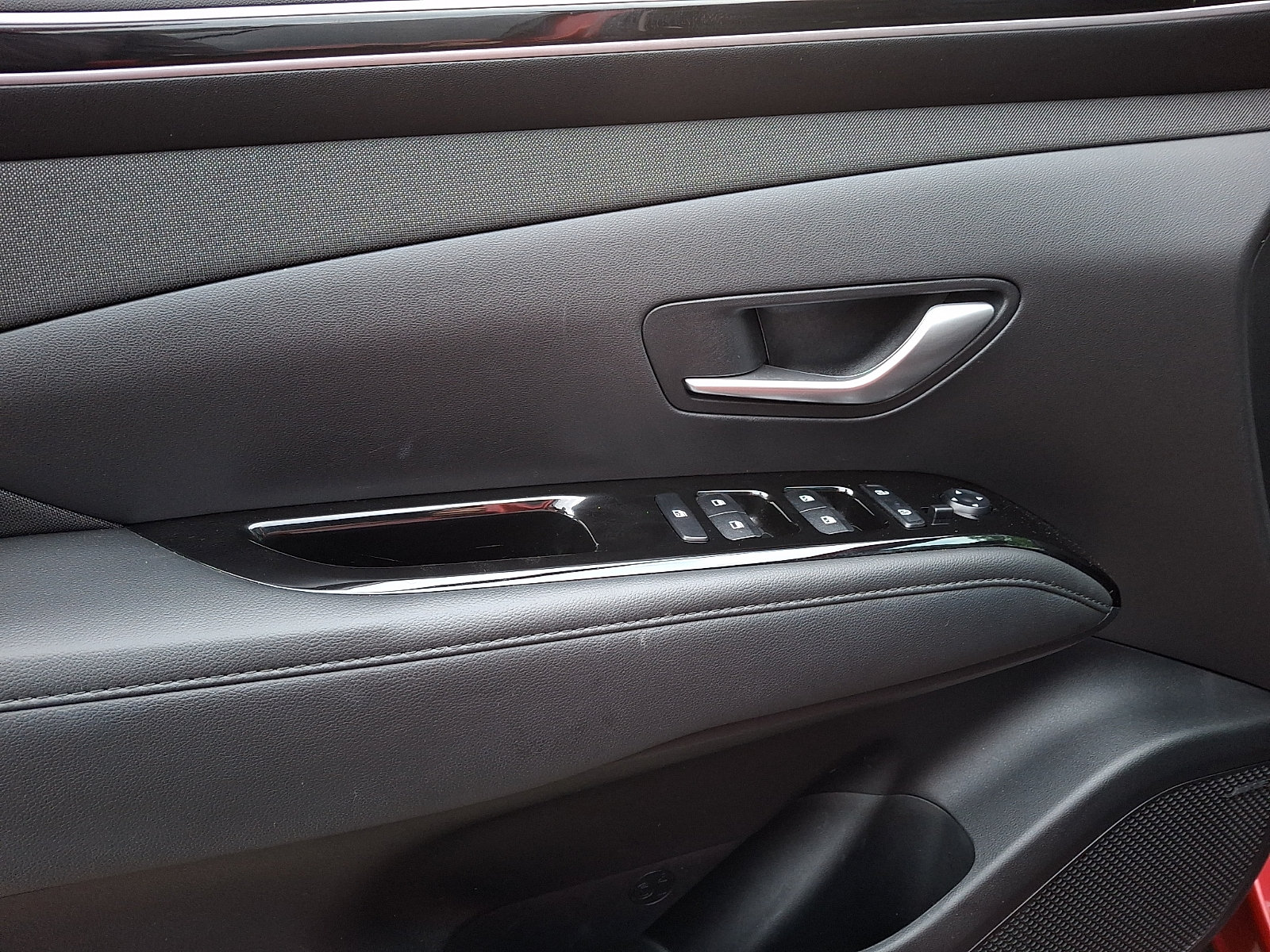 Certified 2023 Hyundai Tucson Limited AWD/4WD image 13