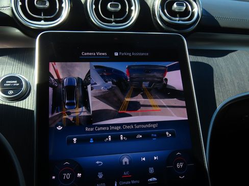 Used 2022 Mercedes-Benz C 300 4MATIC Sedan image 30