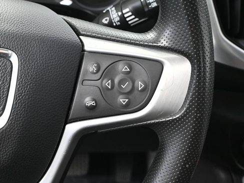 Used 2024 GMC Terrain SLE FWD image 28