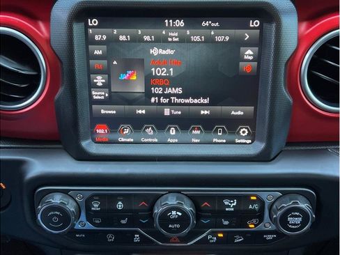 Used 2021 Jeep Wrangler Unlimited Rubicon AWD/4WD image 13