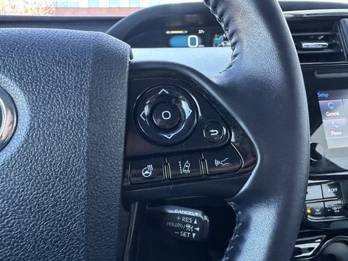 Used 2019 Toyota Prius XLE image 15