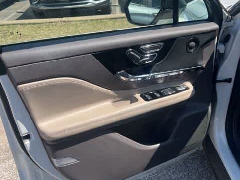 Used 2021 Lincoln Corsair Reserve w/ Elements Package image 7