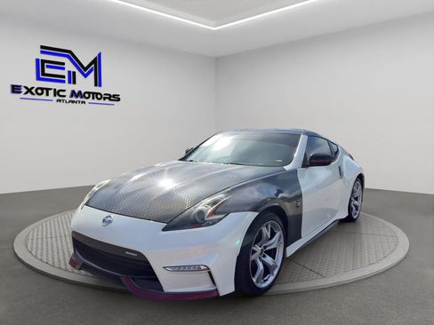 Used 2018 Nissan 370Z NISMO image 1