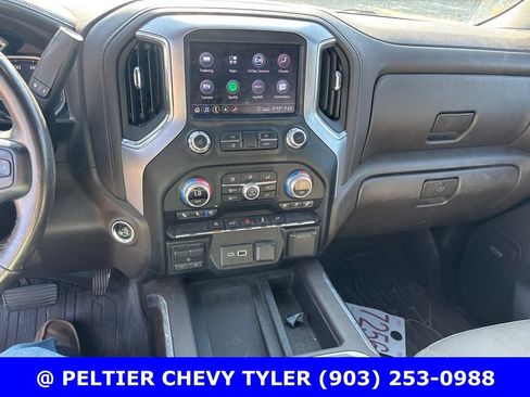 Used 2020 GMC Sierra 1500 SLT RWD image 17