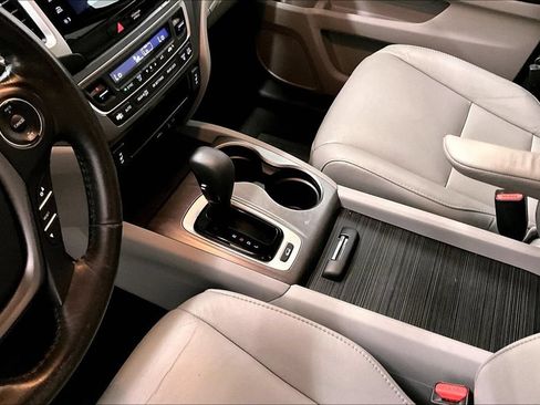 Used 2018 Honda Pilot EX-L image 18