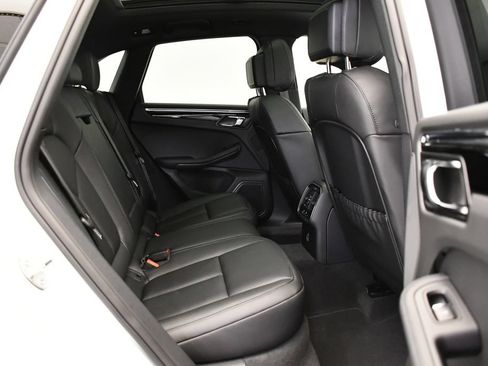 Certified 2026 Porsche Macan AWD/4WD image 55