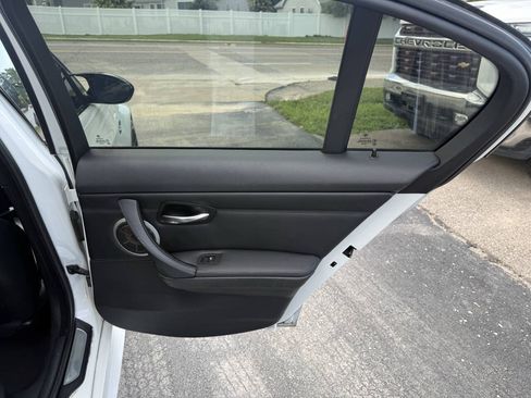 Used 2008 BMW M3 Sedan RWD image 18
