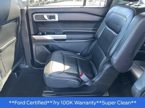 Used 2022 Ford Explorer XLT w/ Equipment Group 202A AWD/4WD image 32