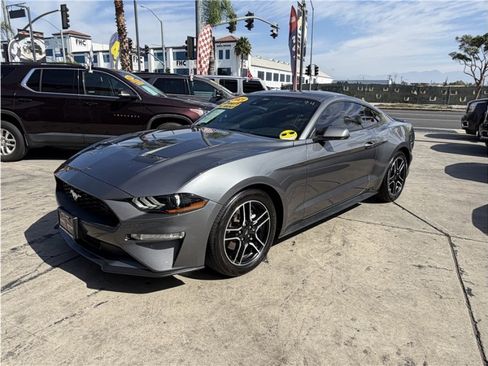 Used 2021 Ford Mustang Premium RWD image 3