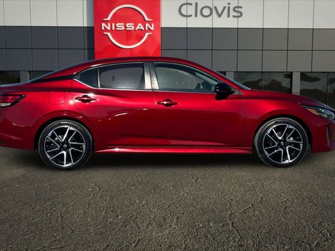 Certified 2024 Nissan Sentra SR FWD image 9