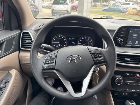 Used 2021 Hyundai Tucson SE image 14