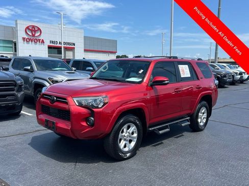 Used 2020 Toyota 4Runner SR5 Premium w/ Moonroof Package AWD/4WD image 1