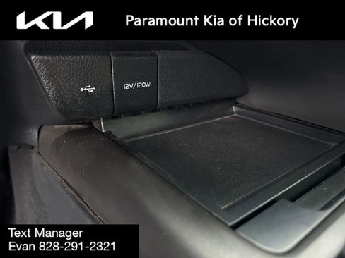 Used 2024 Toyota Camry SE image 22