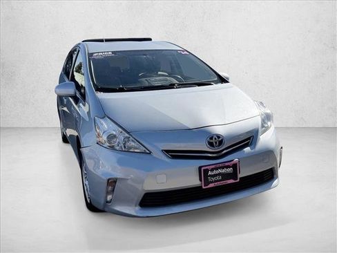 Used 2014 Toyota Prius V Two FWD image 2