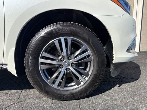 Used 2019 INFINITI QX60 Luxe w/ Essential Package image 31