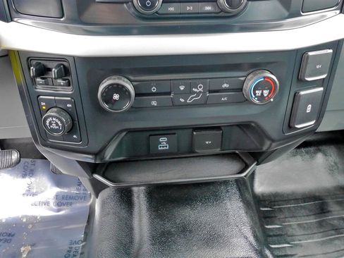 Used 2021 Ford F150 XL w/ Trailer Tow Package image 24