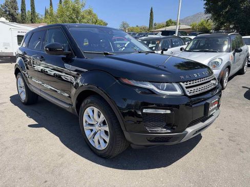 Used 2018 Land Rover Range Rover Evoque SE AWD/4WD image 1