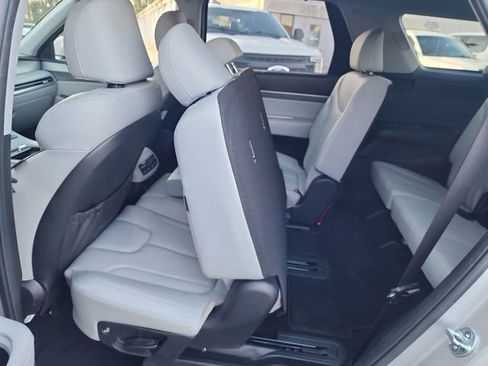 Used 2023 Hyundai Palisade SEL image 37