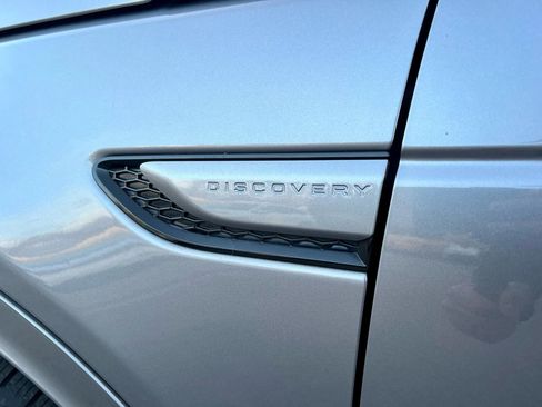 Used 2022 Land Rover Discovery Sport S R-Dynamic image 15