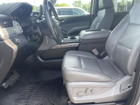 Used 2019 Chevrolet Tahoe LT RWD image 16
