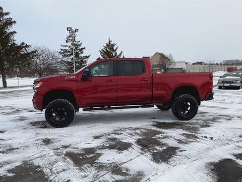 Used 2024 Chevrolet Silverado 1500 RST w/ Z71 Off-Road Package image 6