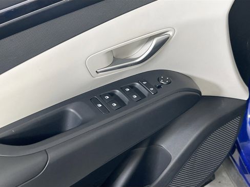 Used 2023 Hyundai Tucson SEL image 17