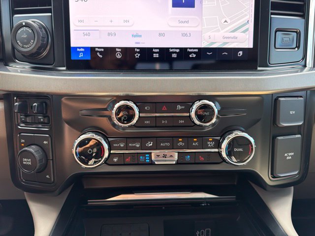 New 2027 Ford F350 Platinum w/ Platinum Plus Package AWD/4WD image 15