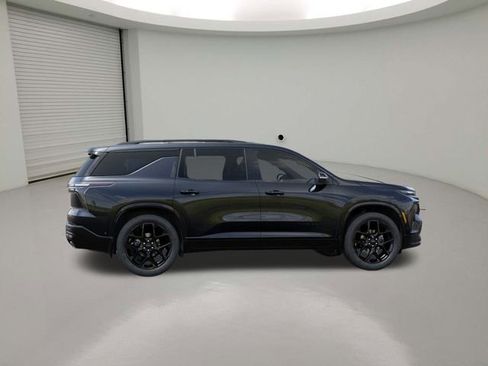 New 2026 Chevrolet Traverse RS w/ LPO, Floor Liner Package image 5