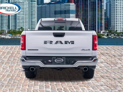 Used 2025 RAM 1500 Big Horn AWD/4WD image 5