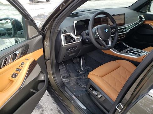 New 2026 BMW X5 xDrive50e w/ Climate Comfort Package image 9