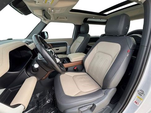 Certified 2022 Land Rover Defender 90 X-Dynamic S image 11