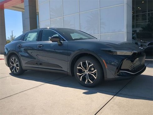 New 2026 Toyota Crown XLE image 2