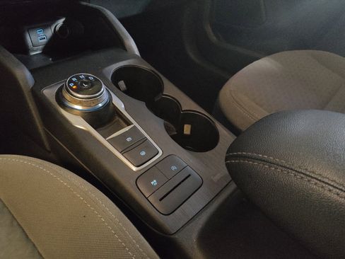 Used 2021 Ford Escape SE FWD image 26