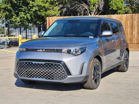 New 2025 Kia Soul EX image 2