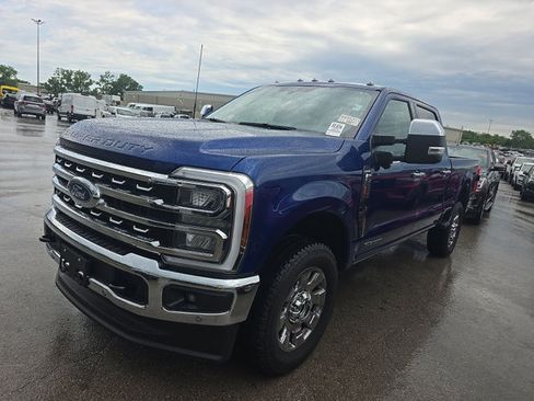 Used 2026 Ford F250 Lariat w/ Lariat Premium Package AWD/4WD image 5